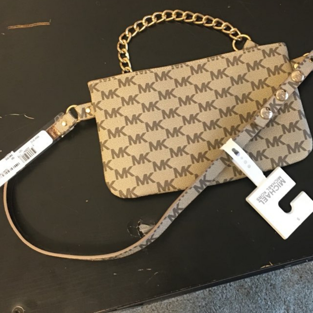 Nwt MK fanny belt